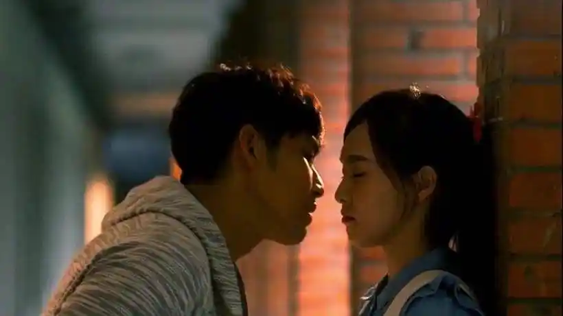 钟汉良强吻唐嫣伸舌头(钟汉良强吻唐嫣伸舌头是哪一集)