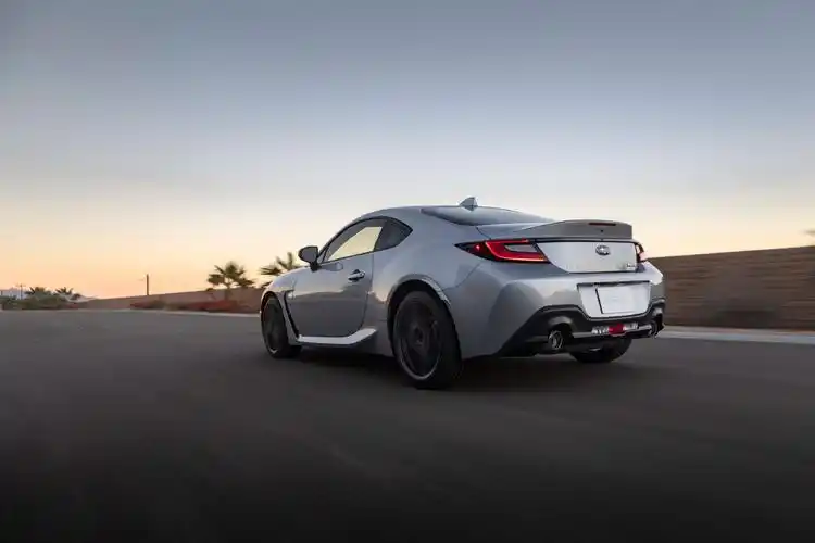 全新斯巴鲁brz官宣回归中国市场!明年3月底交付