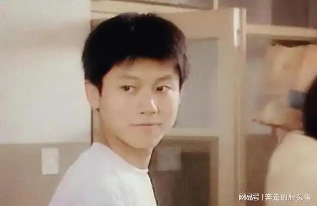 善恶终有报!44岁的李晨终于为自己的"风流"付出了代价