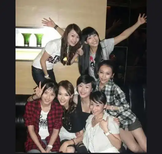 唐嫣大学毕业照##唐嫣中戏毕业照