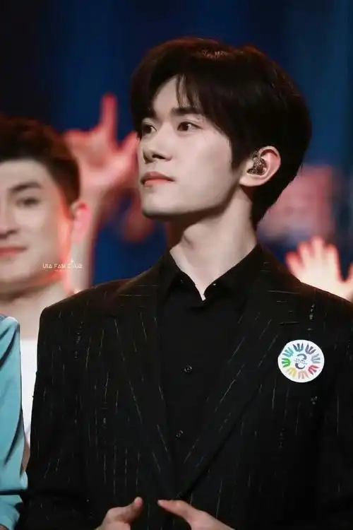 易烊千玺新生之夜大秀官宣##易烊千玺新生之夜下周见