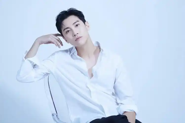 宋承炫,退出演艺圈!_离开_生活_工作