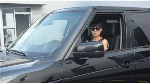 温柔如我 坚毅如它-专访路虎揽胜车主