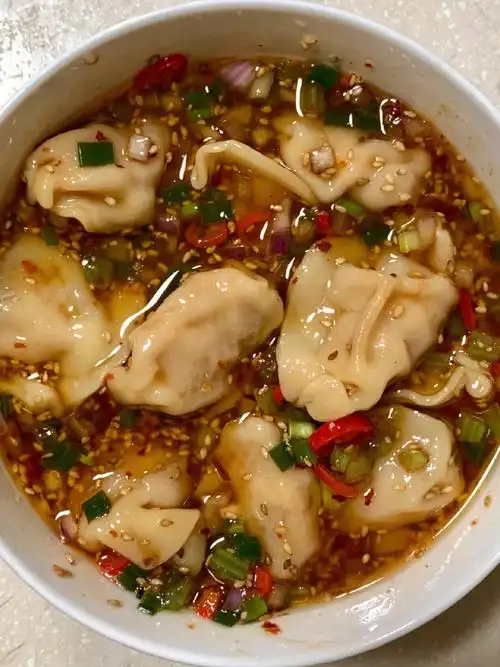 立冬啦吃份酸酸辣辣的酸汤水饺吧