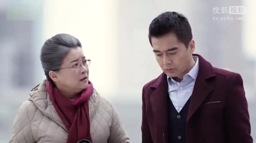 《守婚如玉》大结局 苏然以德报怨救华莎终换得华莎悔悟