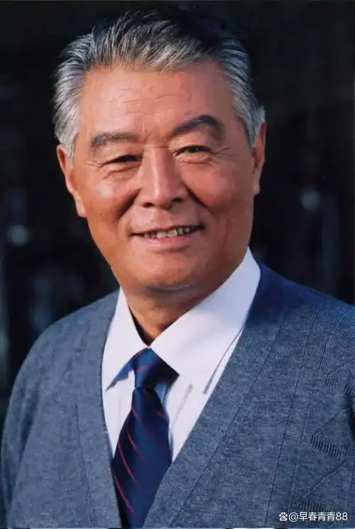 至今还活跃在舞台上的几位八十岁以上的老演员