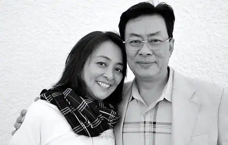 "实力演员"王诗槐:照顾癫痫儿子12年,兜兜转转和初恋共度余生_王筠