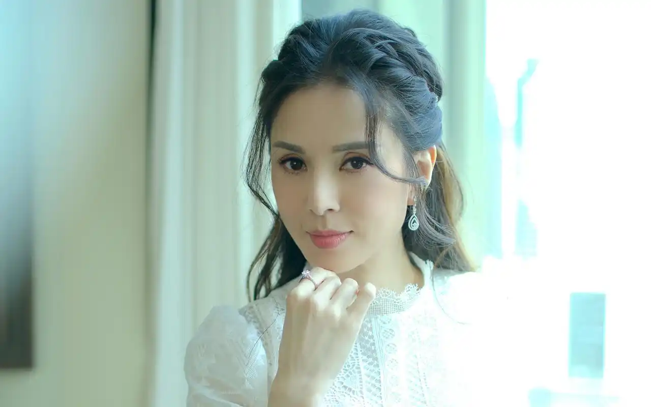 李若彤仙气唯美高清桌面壁纸