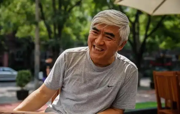 这些七八十年代男演员照片,不看名字你能认出多少?