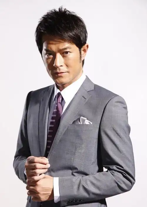 来自香港最帅的6大男星:钟汉良仅排第4,最帅的他已去世15年!