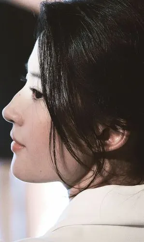 有谁不想在刘亦菲的鼻子上滑滑梯呢?这几张图都看不够啊!