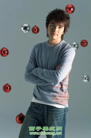 邱泽的个人资料简介,邱泽个人照片,邱泽女朋友