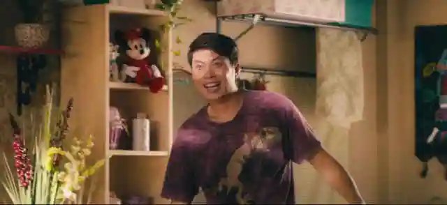 没看上男主倒喜欢上男配艾伦的傻大春,如今这剧艾伦的主角安排上了