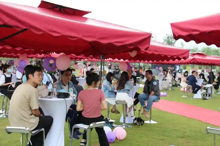 "滨团"行动,婚恋服务 | "相约高新 情定滨江"户外联谊活动浪漫落幕_青