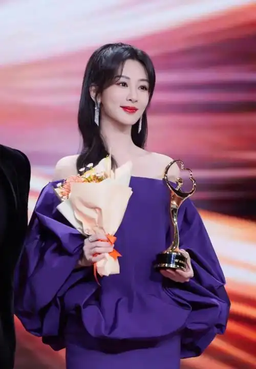 杨紫抽到张颂文紫竹手把件!