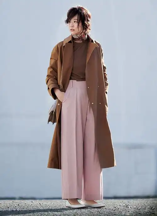 不是棕色的问题,4个穿搭配色方案,时髦着呢