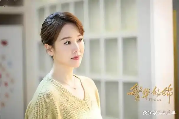 被誉为"氧气美女"左小青:33岁嫁入豪门,离婚后活出真正自己!