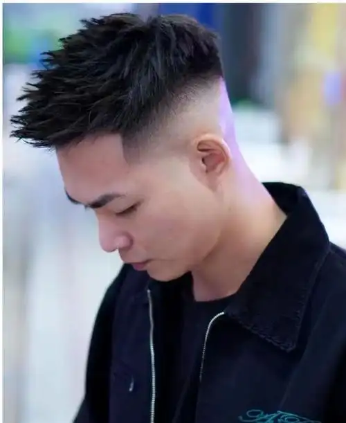 男士发型别乱剪,最帅还是这3种,简单立体真有型|飞机头|圆寸头|时尚