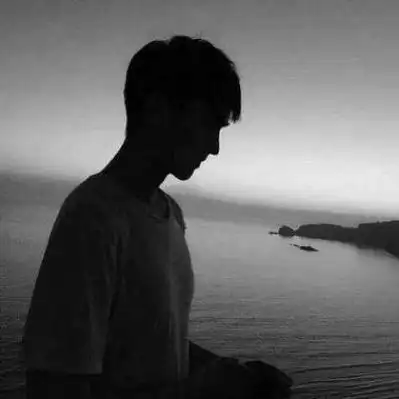 帅气男生黑白头像年轻帅气白色系列男生头像帅气