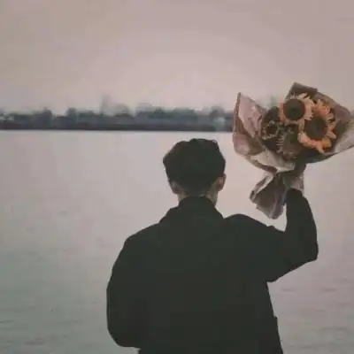 阡韵| 森系持花情头_情侣头像_我要个性网