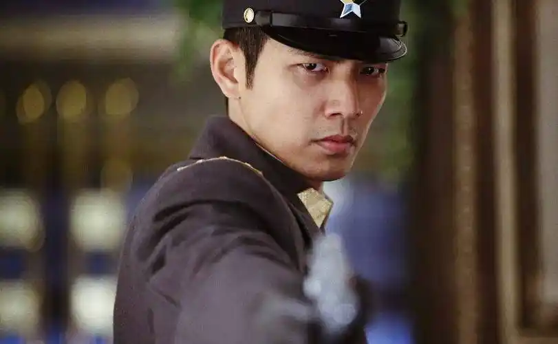 钟汉良主演过的18部好评电视剧,第一部最青涩,你看过几个?_故事_爱情_