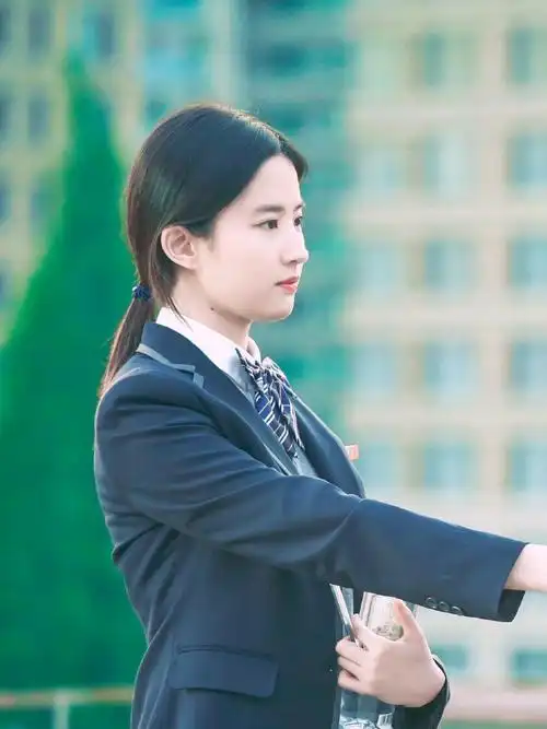 刘亦菲的颜看一次感叹一次