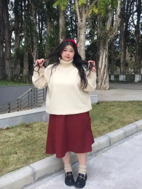 161cm200斤真胖穿搭乖甜到亲戚也不舍得说