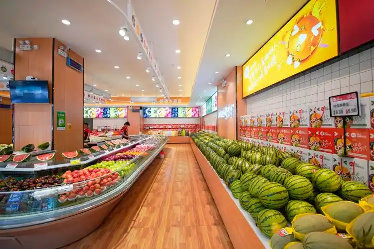 让生活多彩多汁桂龙果园品牌全案