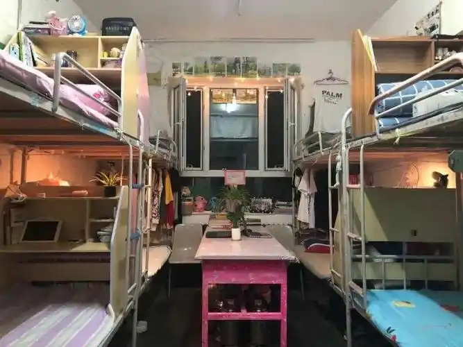 我校"三好宿舍"达标评建活动初见成效_新疆师范大学_零二七艺考