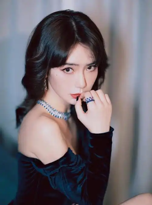 看戚薇的穿搭,我愿意逆流而上,从懒姑娘化身女神!