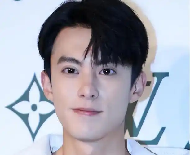 嘴唇薄,包不住牙,小鸡嘴,这6位男明星浓眉大眼,却败在了嘴上