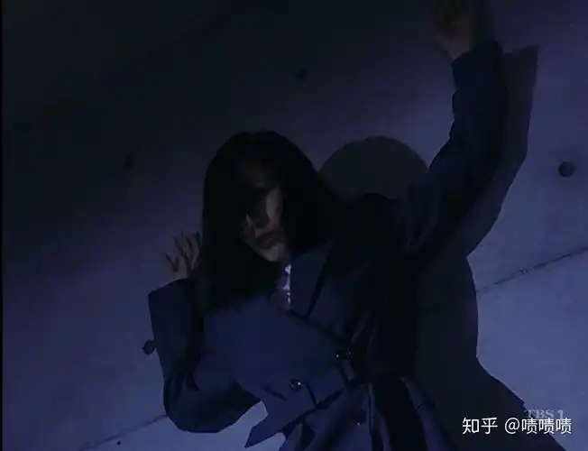 居间惠队长这身打扮好美啊~ - 知乎