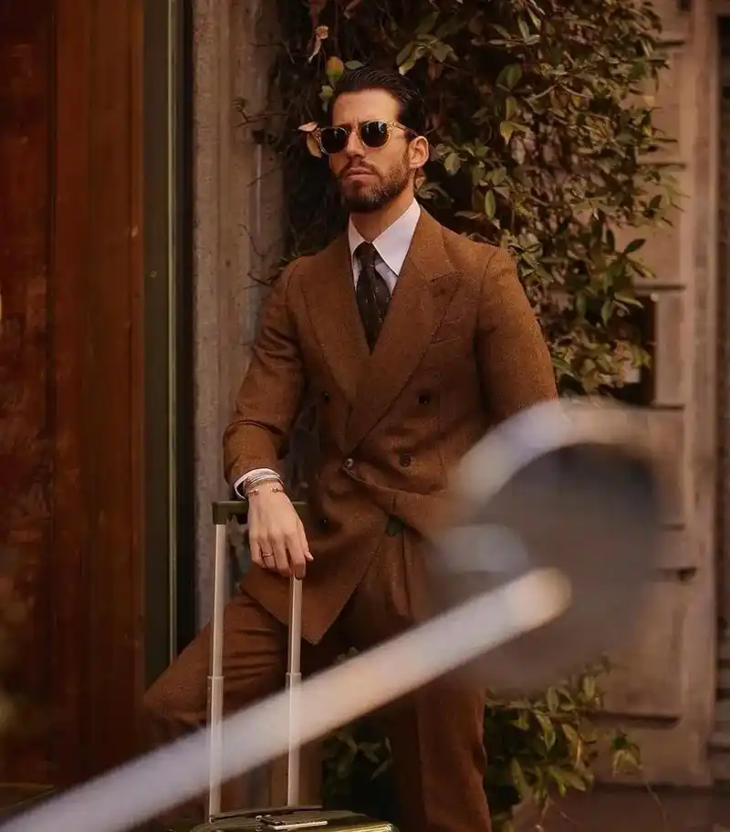 闭眼入|栗子棕复古人字纹双排扣西装