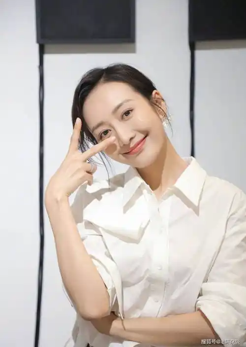 王鸥写真:这谁顶得住!风情万种性感火辣!_身材_魅力_感觉