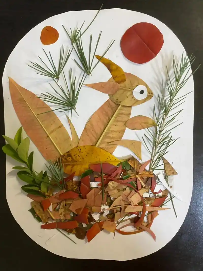 孩子们的科学老师布置的手工作业:《科学-树叶拼贴画》,亲子手 - 抖音