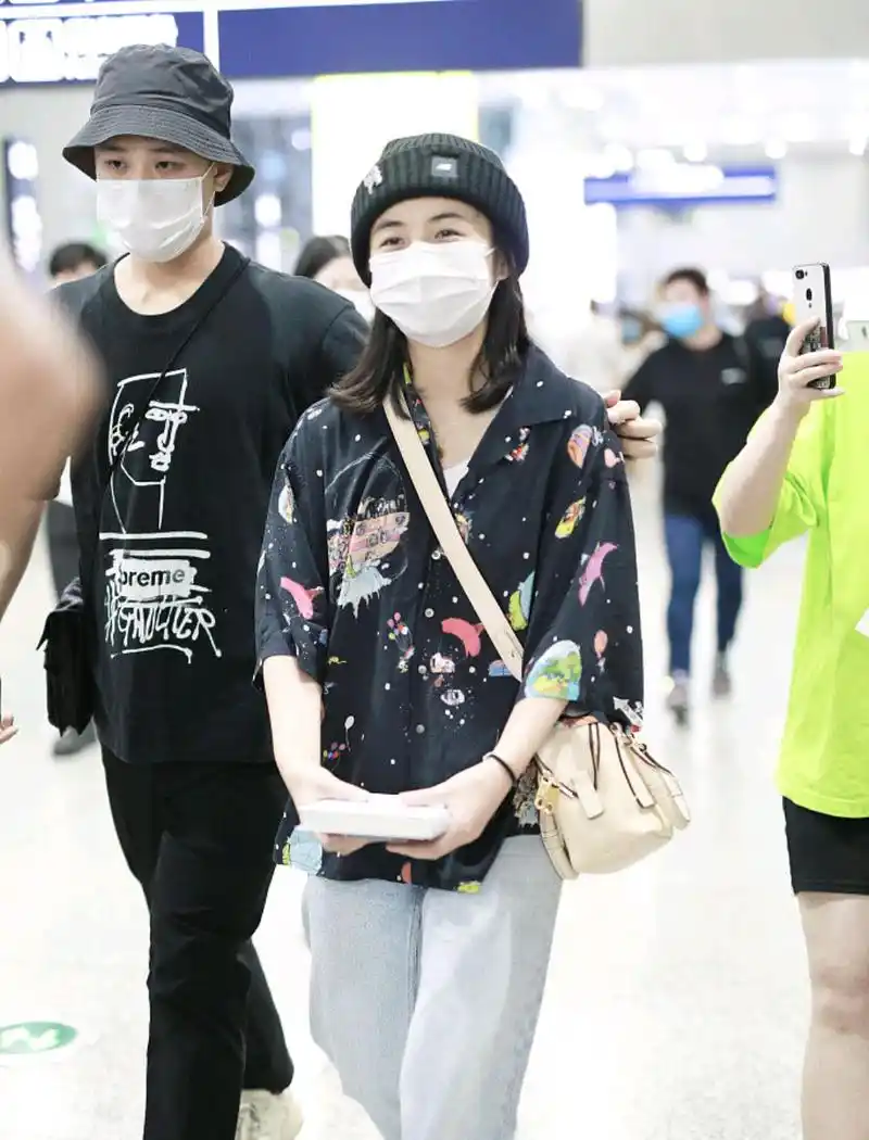 张子枫的高考成绩,不止父母,整个娱乐圈都关心