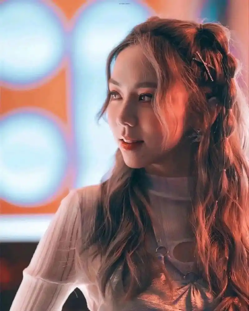 邓紫棋绝美壁纸来喽