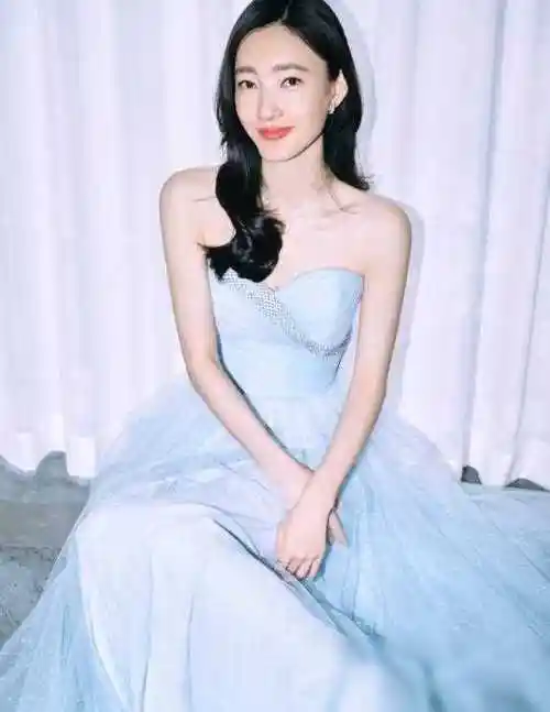 王丽坤年青春错付,遭遇移情别恋结婚事件