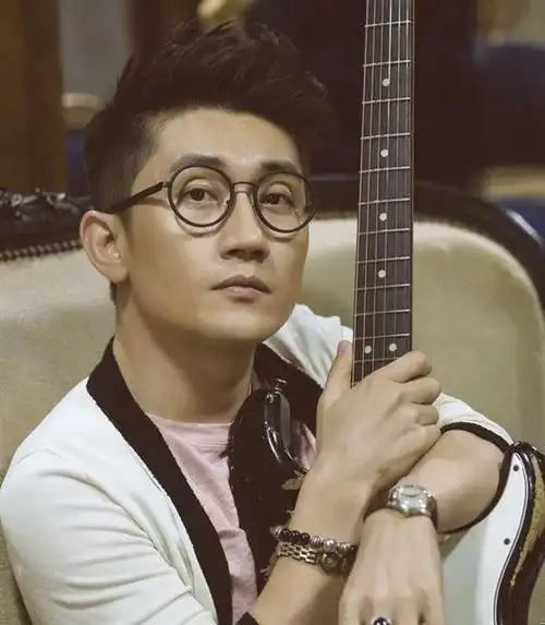 10年后再看金志文和金兰的婚姻才明白成名后结婚是最好的选择