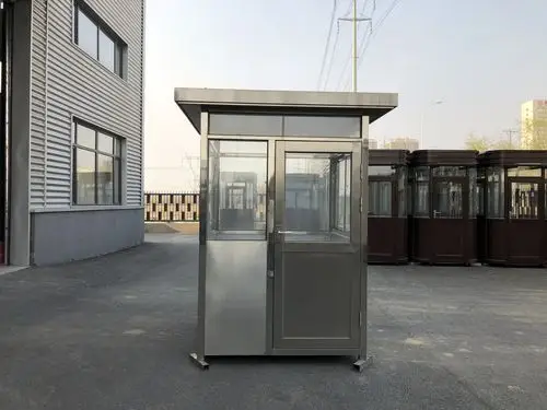 不锈钢岗亭在夏季使用的注意事项