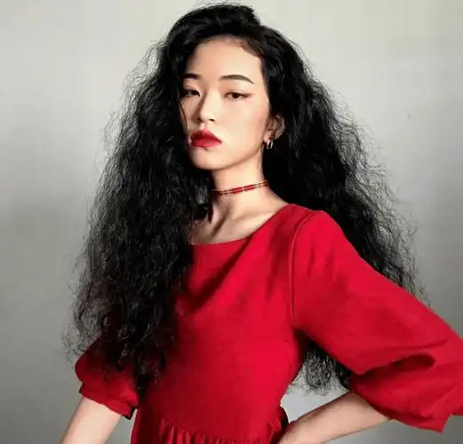 "烟花烫"_发型_中国_人类