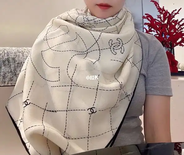 香奈儿  #纯山羊绒  #羊绒围巾  #秋冬围巾  #chanel围巾  #围巾