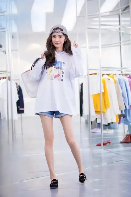 2019秋季新款女装杨幂同款白色卫衣字母印花连帽宽松休闲上衣9795