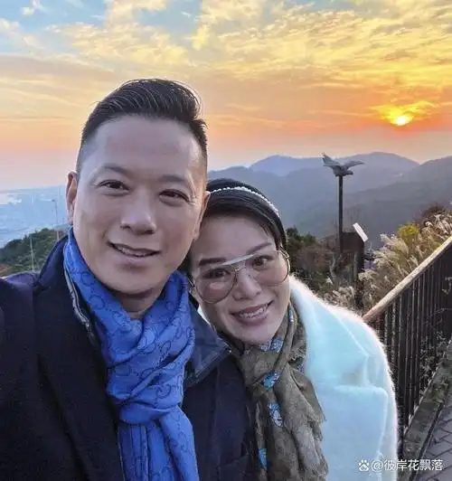 事实证明,12年后活出精彩的胡杏儿,已是黄宗泽"高攀不