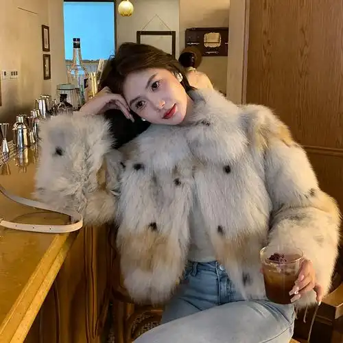 皮草外套女毛毛大衣新款山猫纹进口狐狸毛腹毛时尚厚短款米贝拉