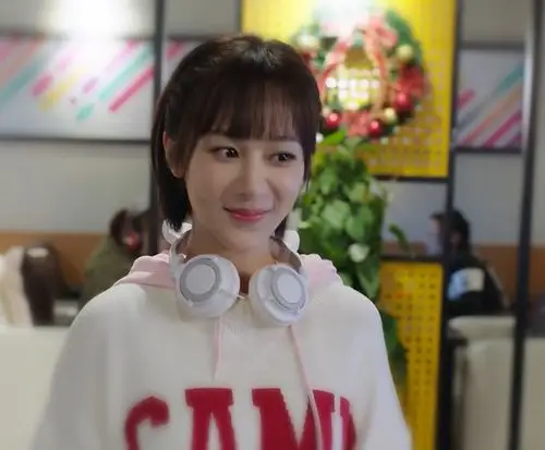 萌可儿 亲爱的热爱的佟年鱿小鱼杨紫同款猫耳朵耳机卡通头戴式耳麦可