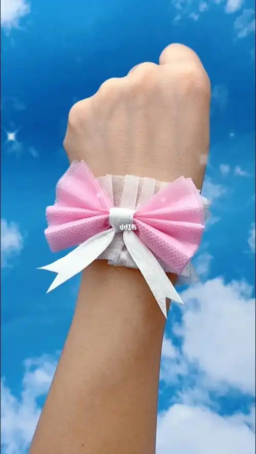 用不合格的口罩自制lo娘手环,简单好看,一学就会哦,快艾特好闺蜜给你