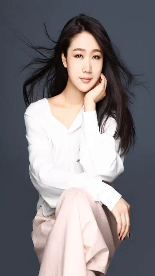 谁有孙露的壁纸发几张,5s手机当桌面用的