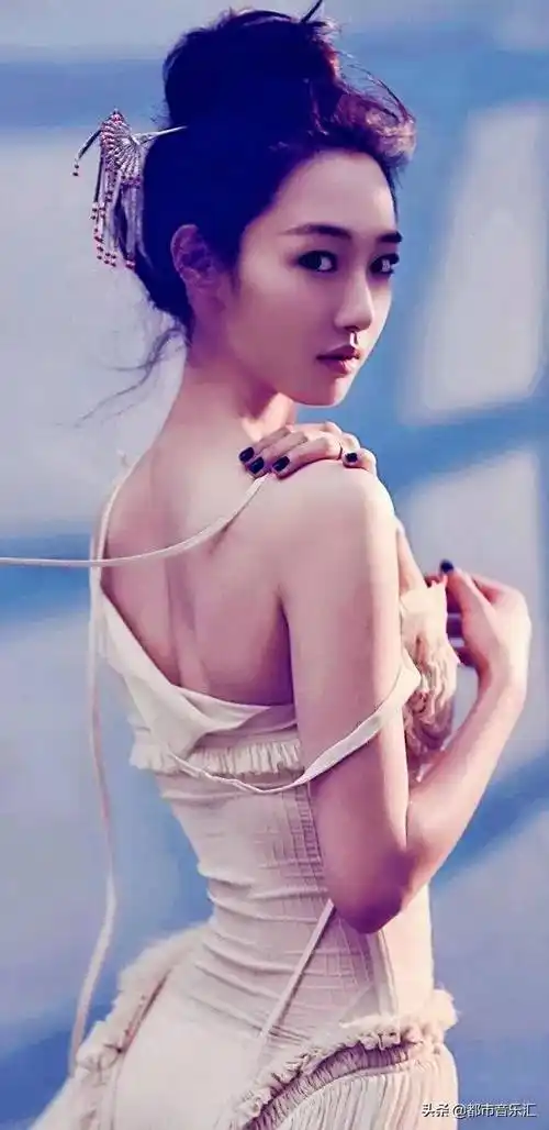 明星高清壁纸白百何