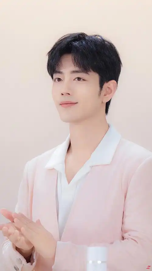 肖战超话#肖战evelom伊芙珑代言人#    原图壁纸    @x玖少年团肖战